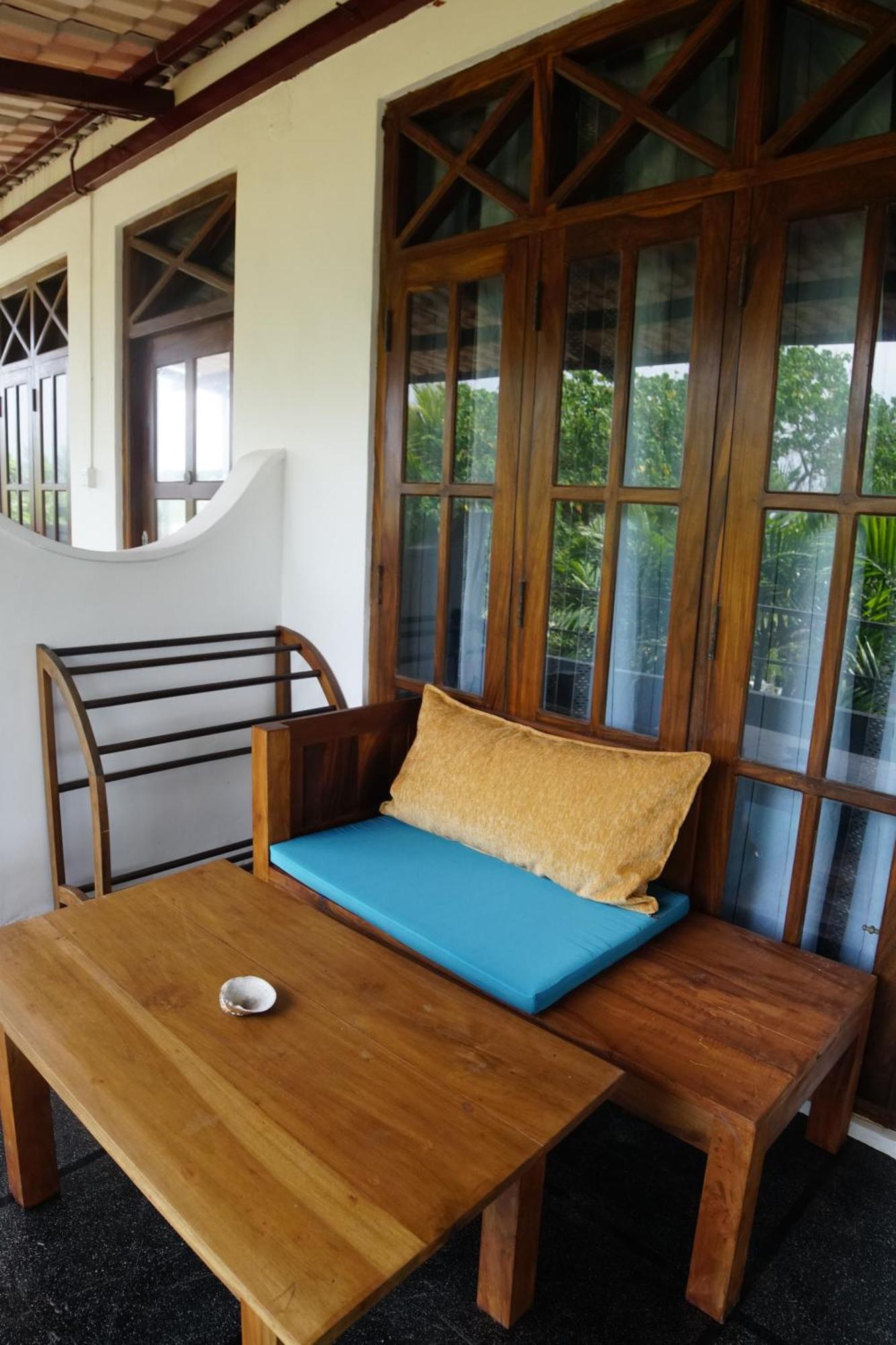 Turtle Bay Beach Resort Mirissa Eksteriør billede