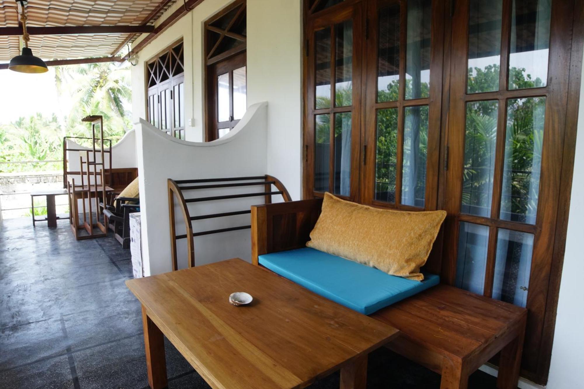 Turtle Bay Beach Resort Mirissa Eksteriør billede