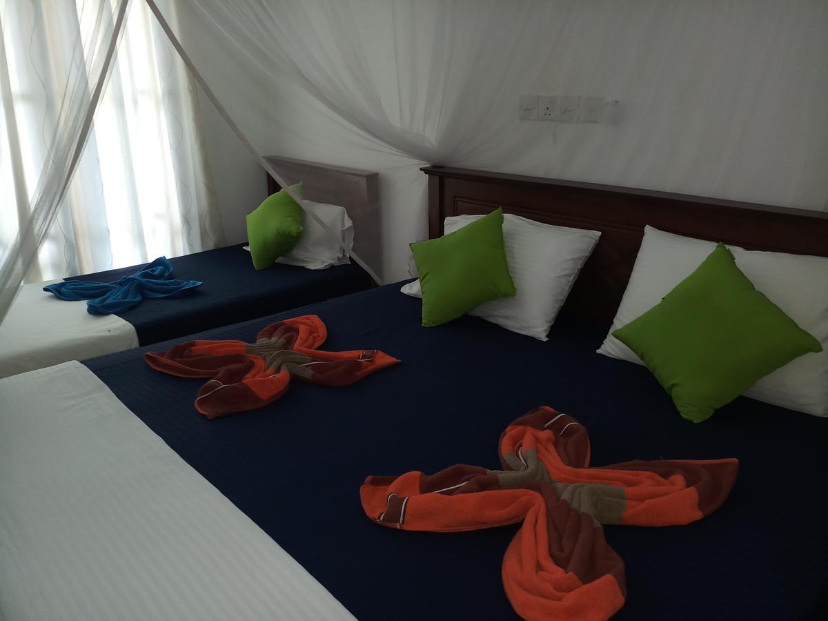 Turtle Bay Beach Resort Mirissa Eksteriør billede